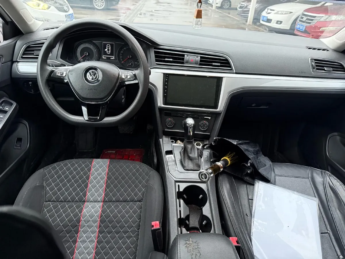 2019 Volkswagen Lamando 1.4T 131HP L4 7DCT,autocango,china used car exporter,china ev exporter,chinese used car exporter,chinese used ev exporter