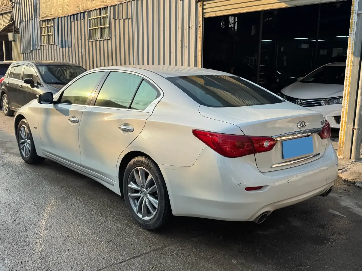 2016 Infiniti Q50L 2.0T 211HP L4 7AT,autocango,china used car exporter,china ev exporter,chinese used car exporter,chinese used ev exporter