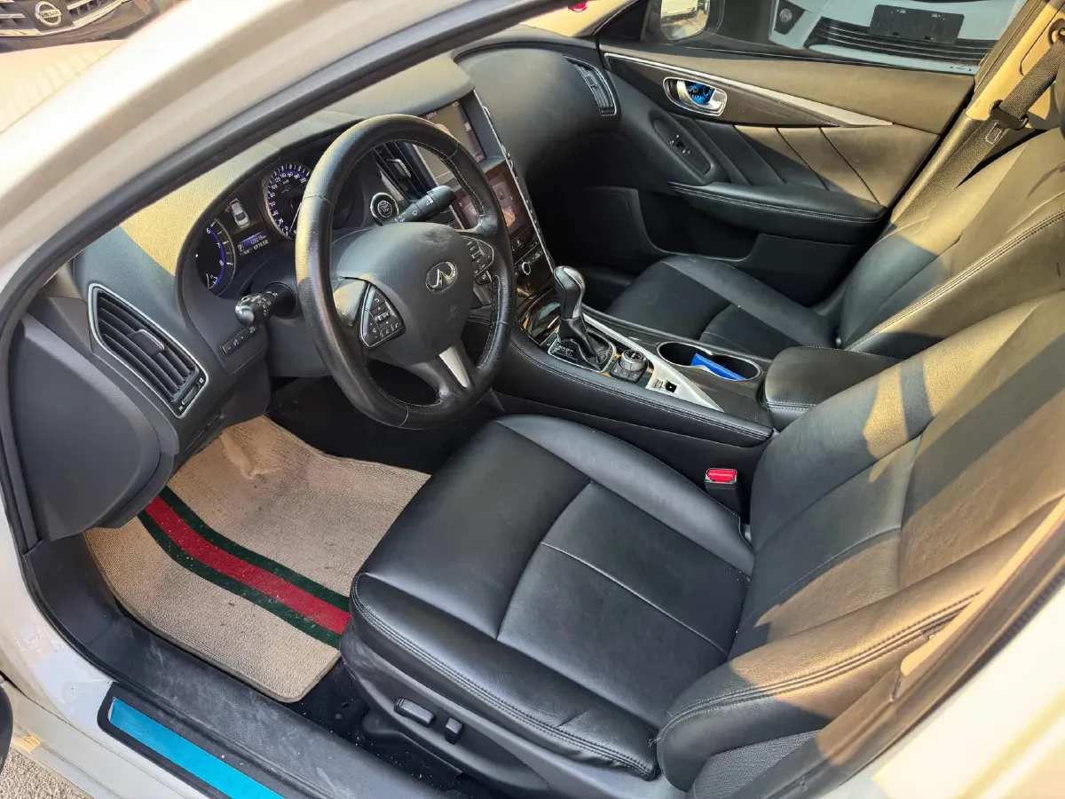 2016 Infiniti Q50L 2.0T 211HP L4 7AT,autocango,china used car exporter,china ev exporter,chinese used car exporter,chinese used ev exporter