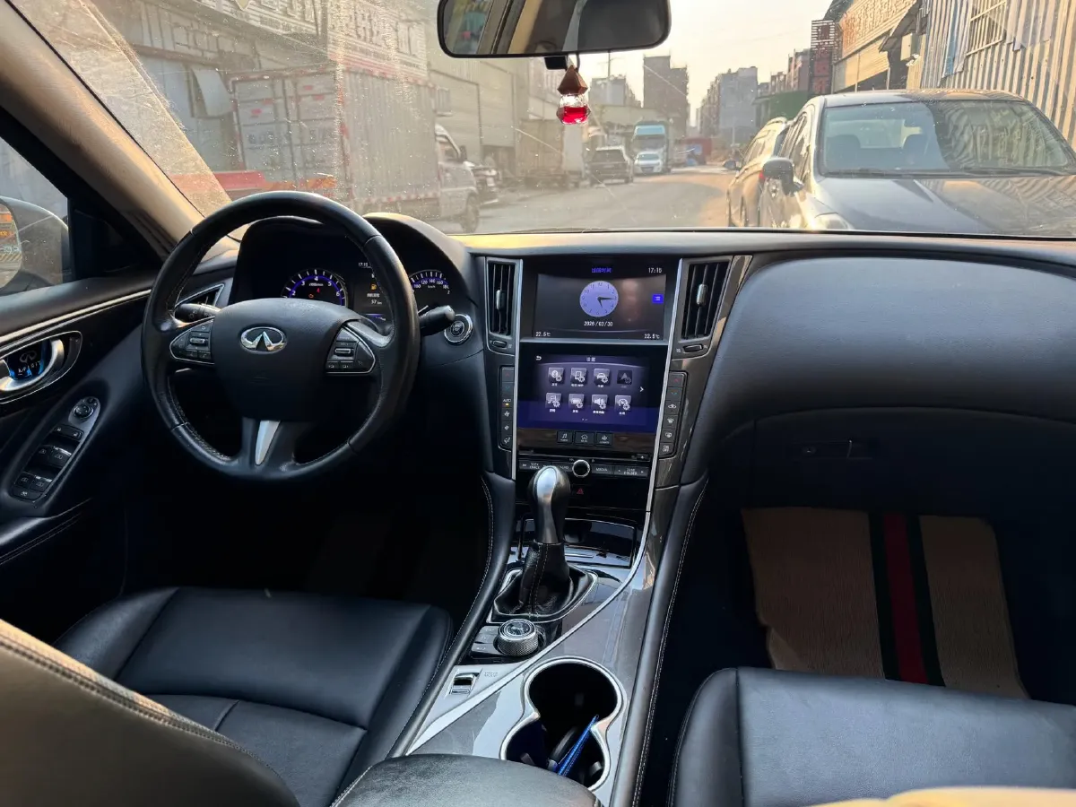 2016 Infiniti Q50L 2.0T 211HP L4 7AT,autocango,china used car exporter,china ev exporter,chinese used car exporter,chinese used ev exporter