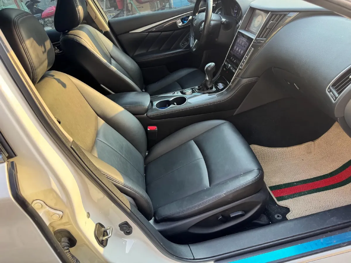 2016 Infiniti Q50L 2.0T 211HP L4 7AT,autocango,china used car exporter,china ev exporter,chinese used car exporter,chinese used ev exporter