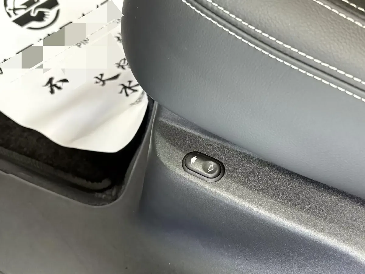 2018 Land Rover Range Rover Velar 3.0T 380HP V6 8AT,autocango,china used car exporter,china ev exporter,chinese used car exporter,chinese used ev exporter