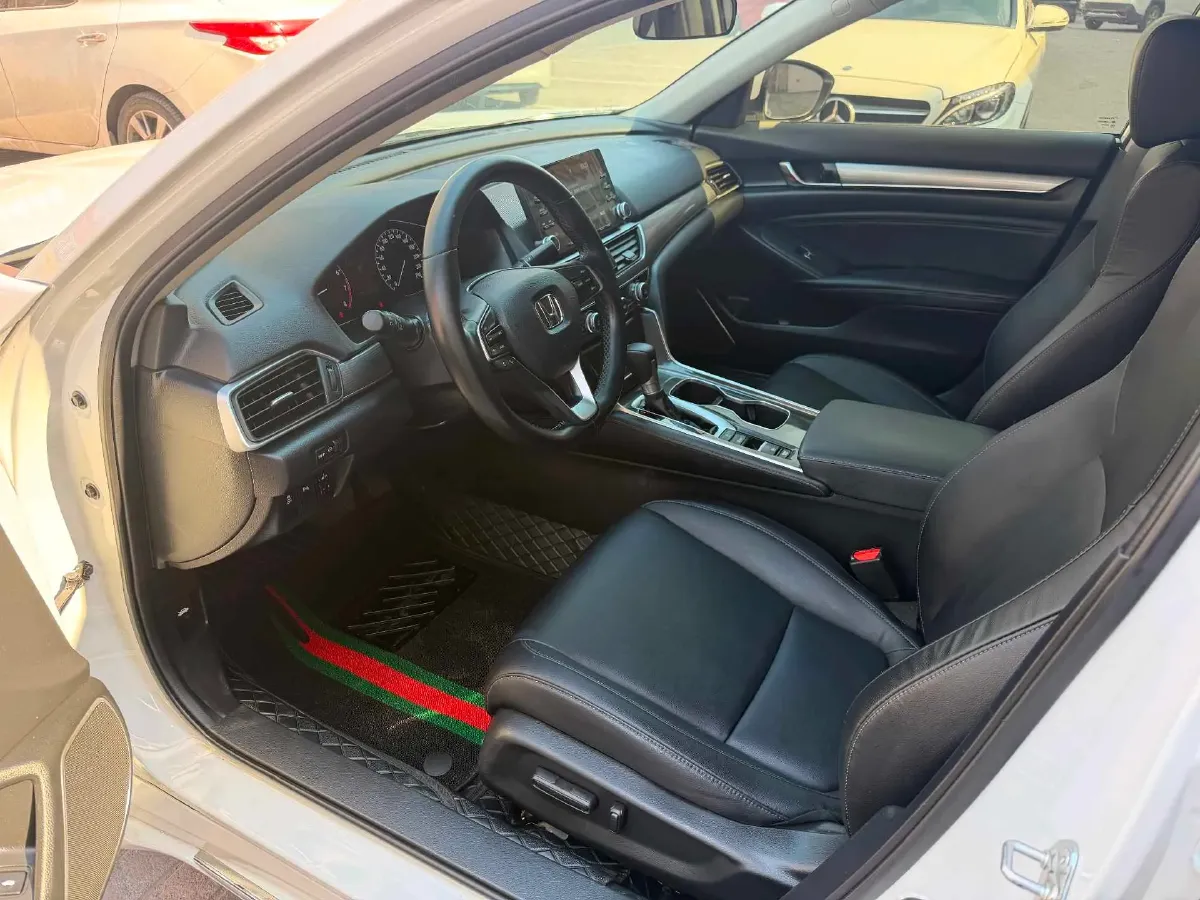 2018 Honda Accord 1.5T 194HP L4 CVT,autocango,china used car exporter,china ev exporter,chinese used car exporter,chinese used ev exporter