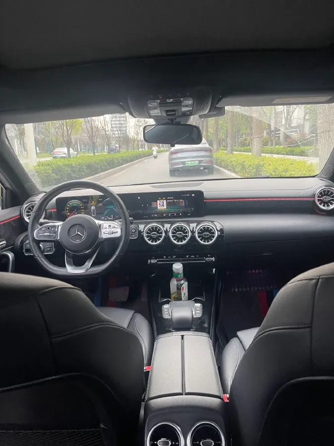 2022 Mercedes-Benz A Class 1.3T 163HP L4 7DCT,autocango,china used car exporter,china ev exporter,chinese used car exporter,chinese used ev exporter