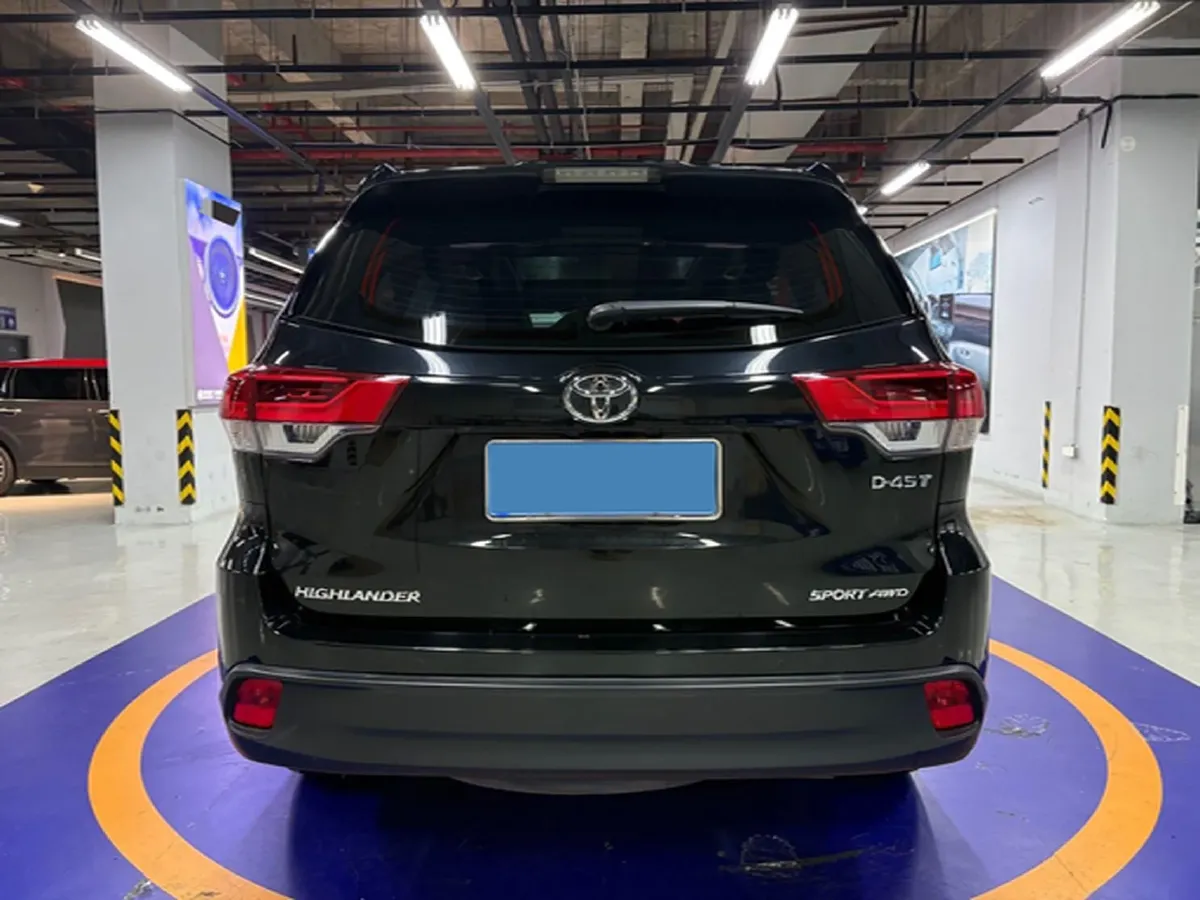 2021 Toyota Highlander 2.0T 220HP L4 6AT,autocango,china used car exporter,china ev exporter,chinese used car exporter,chinese used ev exporter