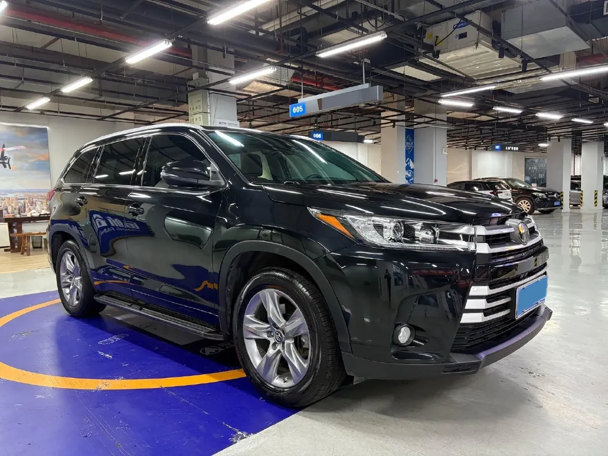 2021 Toyota Highlander 2.0T 220HP L4 6AT,autocango,china used car exporter,china ev exporter,chinese used car exporter,chinese used ev exporter