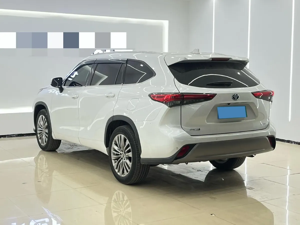 2023 Toyota Highlander 2.5L 189HP L4 E-CVT Hybrid,autocango,china used car exporter,china ev exporter,chinese used car exporter,chinese used ev exporter