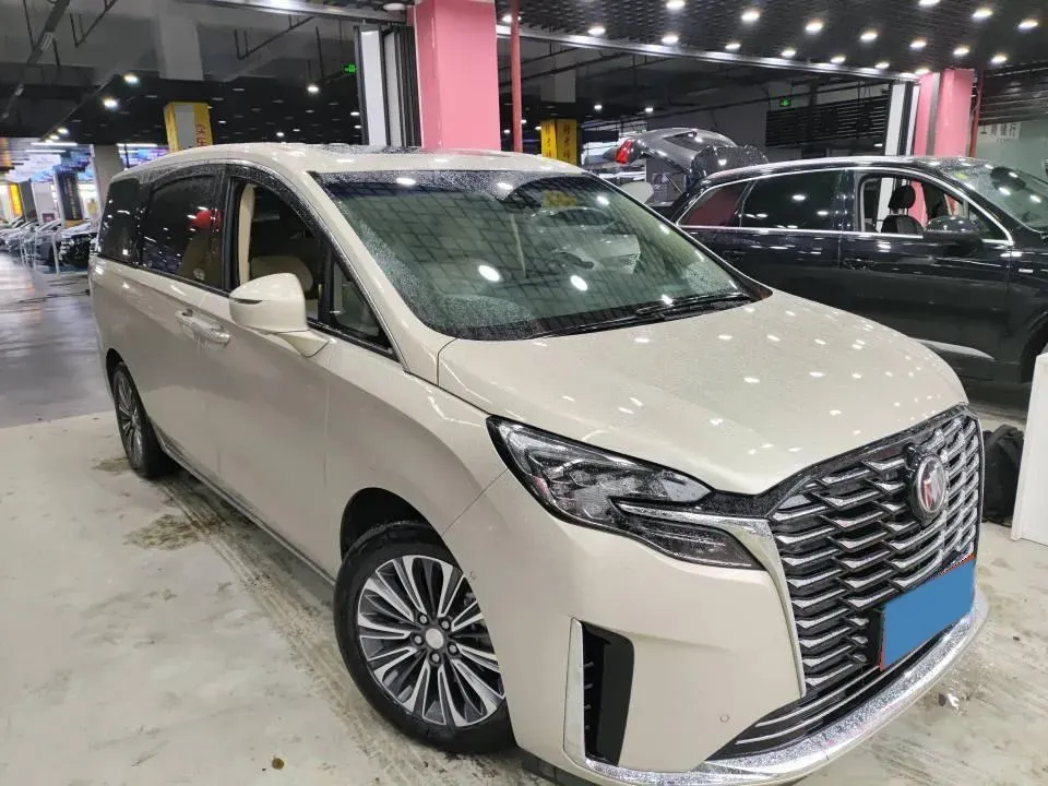 2022 Buick GL8 2.0T 237HP L4 9AT,autocango,china used car exporter,china ev exporter,chinese used car exporter,chinese used ev exporter