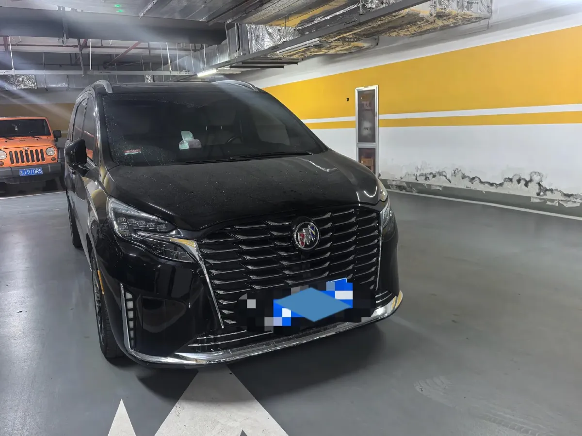 2023 Buick GL8 2.0T 237HP L4 9AT,autocango,china used car exporter,china ev exporter,chinese used car exporter,chinese used ev exporter