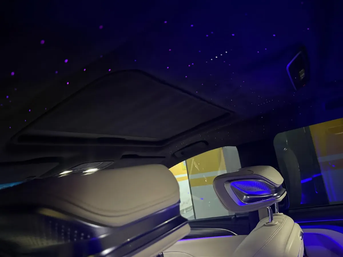 2023 Buick GL8 2.0T 237HP L4 9AT,autocango,china used car exporter,china ev exporter,chinese used car exporter,chinese used ev exporter