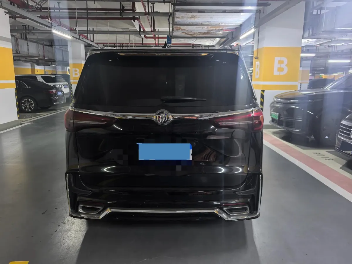 2023 Buick GL8 2.0T 237HP L4 9AT,autocango,china used car exporter,china ev exporter,chinese used car exporter,chinese used ev exporter