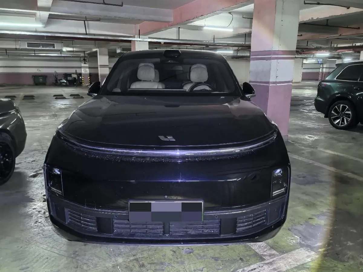 2022 Li L9 Range Extended 154HP REEV 42.6KWH,autocango,china used car exporter,china ev exporter,chinese used car exporter,chinese used ev exporter