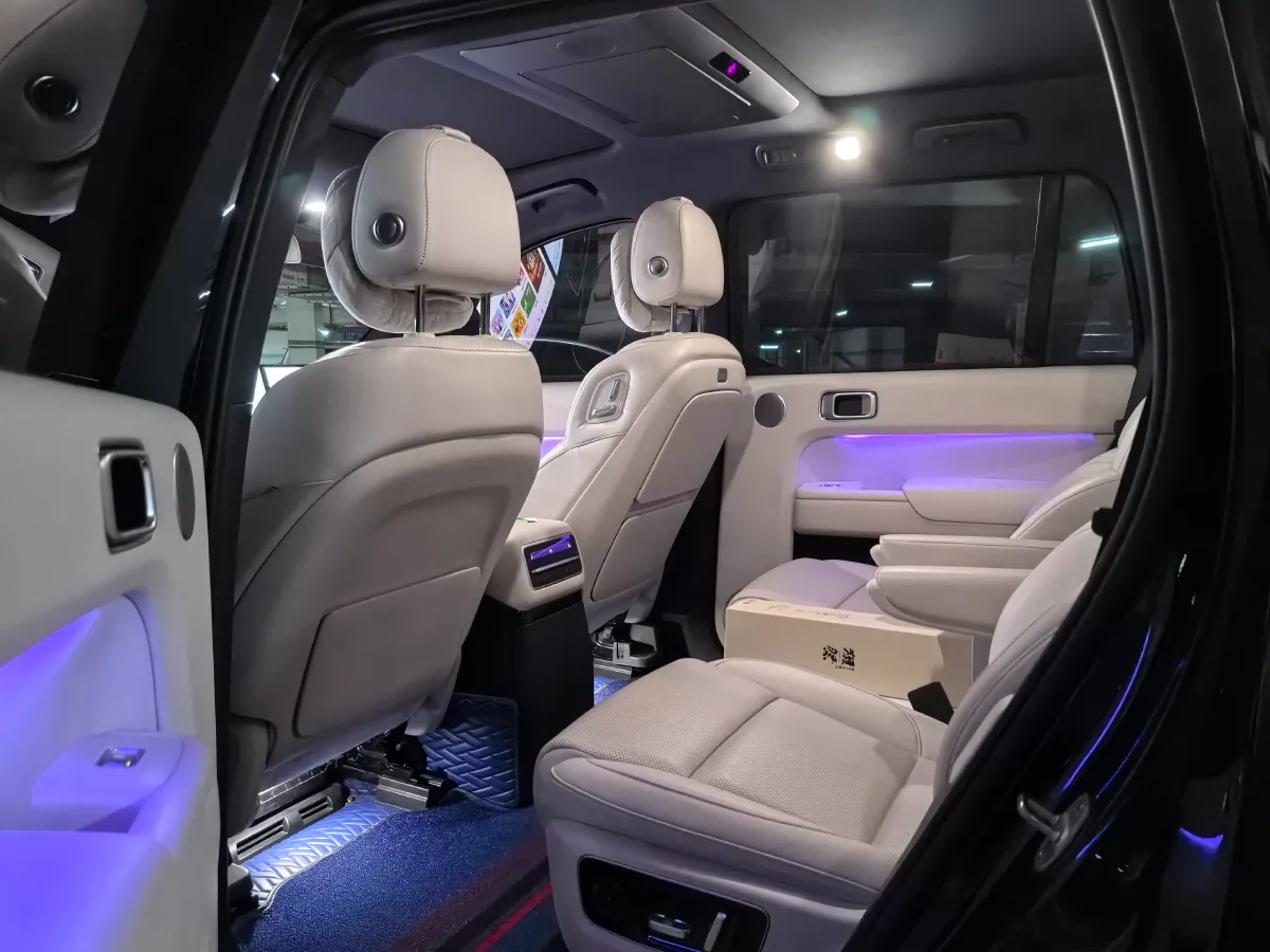 2022 Li L9 Range Extended 154HP REEV 42.6KWH,autocango,china used car exporter,china ev exporter,chinese used car exporter,chinese used ev exporter