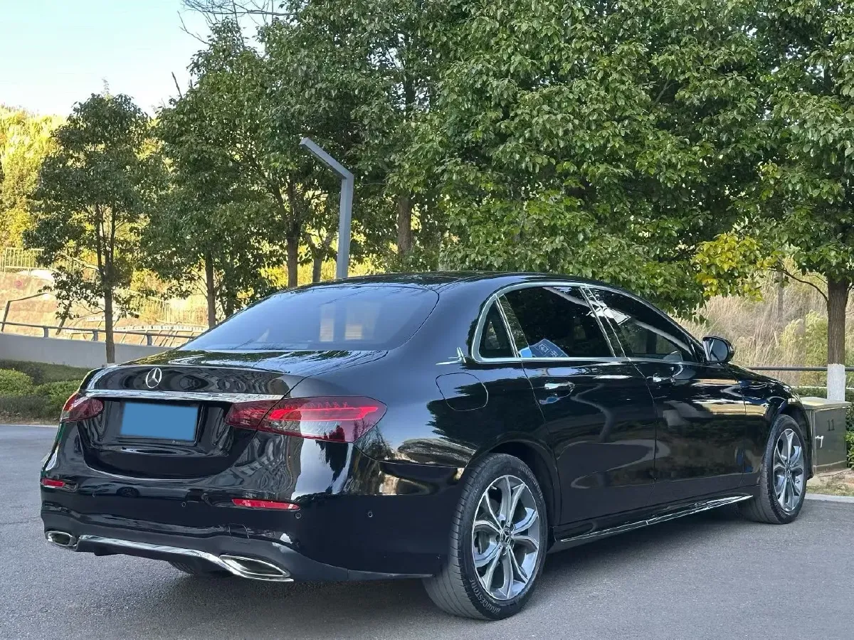 2021 Mercedes-Benz E Class 2.0T 258HP L4 9AT,autocango,china used car exporter,china ev exporter,chinese used car exporter,chinese used ev exporter