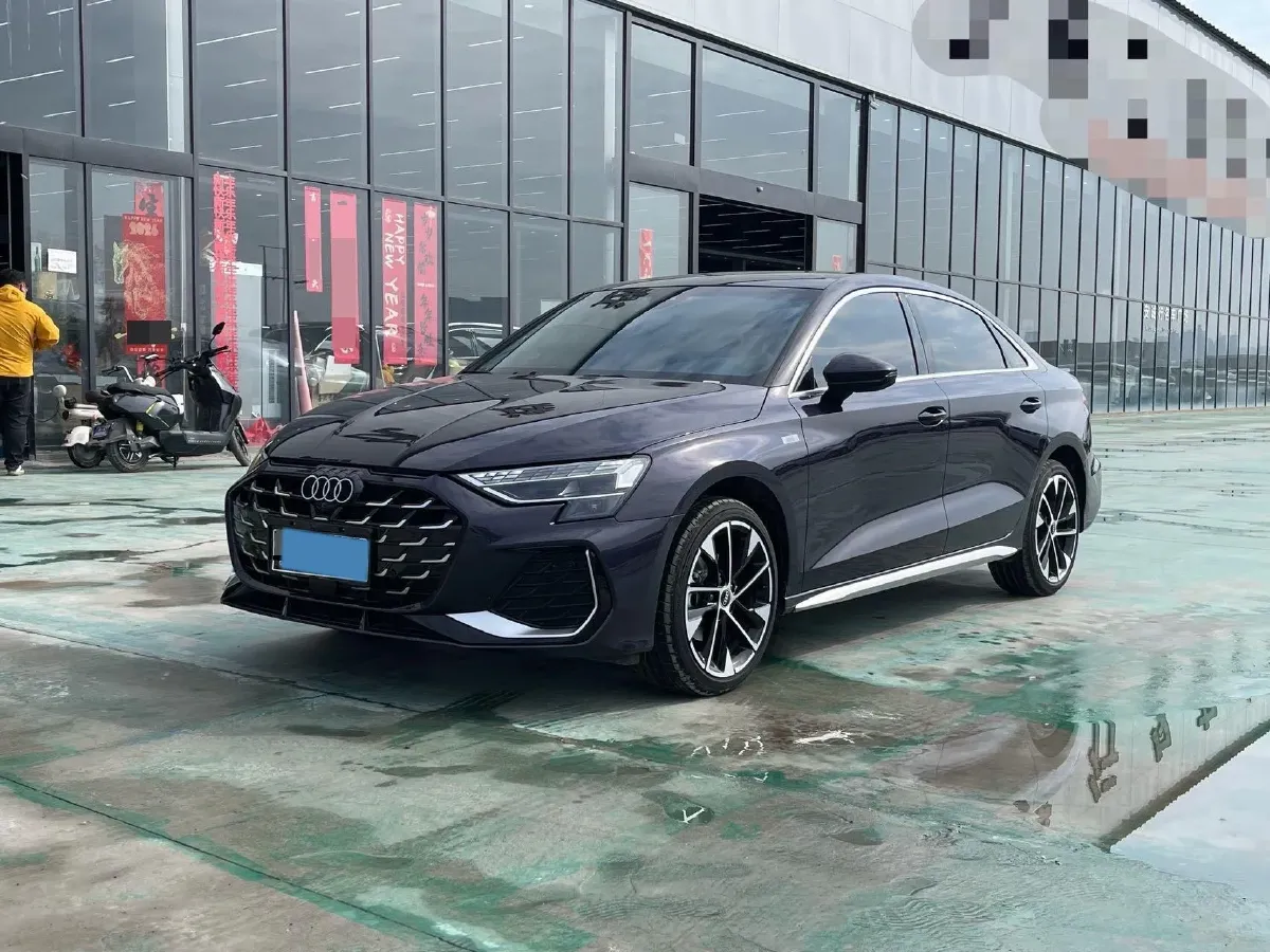 2025 Audi A3 1.5T 160HP L4 7DCT,autocango,china used car exporter,china ev exporter,chinese used car exporter,chinese used ev exporter