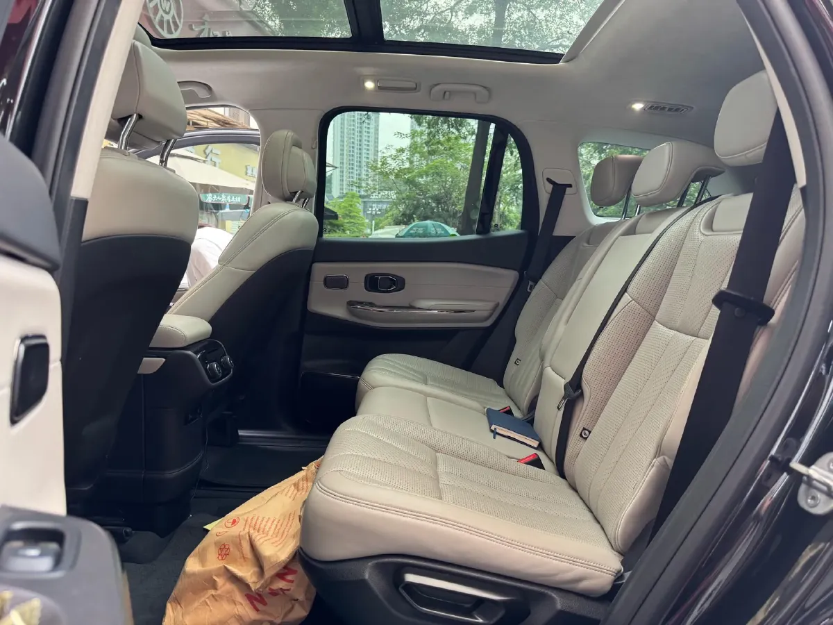 2020 NIO ES8 BEV 84KWH,autocango,china used car exporter,china ev exporter,chinese used car exporter,chinese used ev exporter