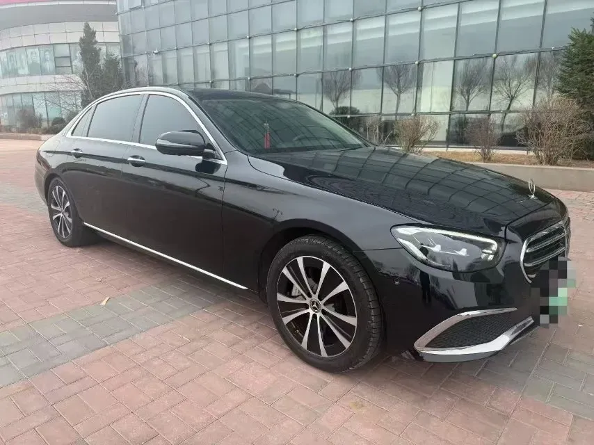 2023 Mercedes-Benz E Class 2.0T 211HP L4 9AT PHEV 25.4KWH,autocango,china used car exporter,china ev exporter,chinese used car exporter,chinese used ev exporter