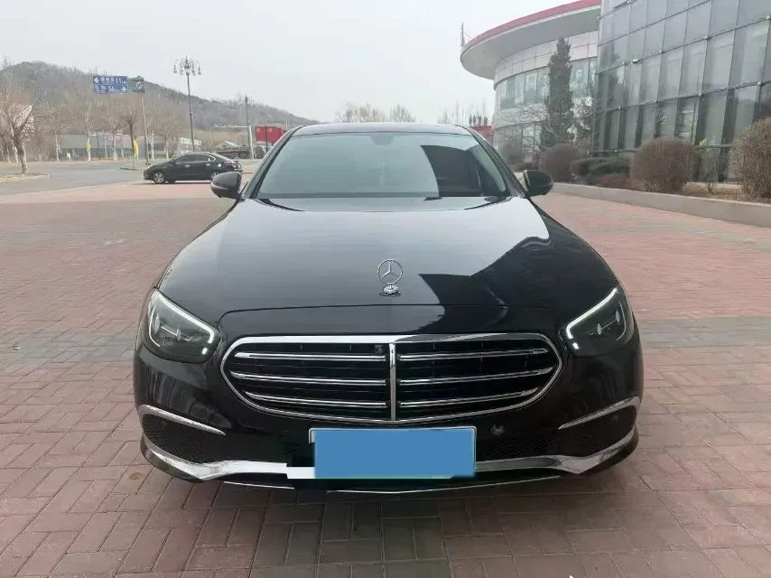 2023 Mercedes-Benz E Class 2.0T 211HP L4 9AT PHEV 25.4KWH,autocango,china used car exporter,china ev exporter,chinese used car exporter,chinese used ev exporter