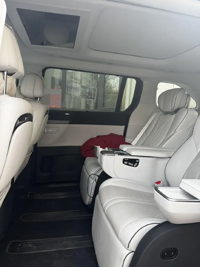 2024 Xpeng X9 BEV 101.5KWH,autocango,china used car exporter,china ev exporter,chinese used car exporter,chinese used ev exporter