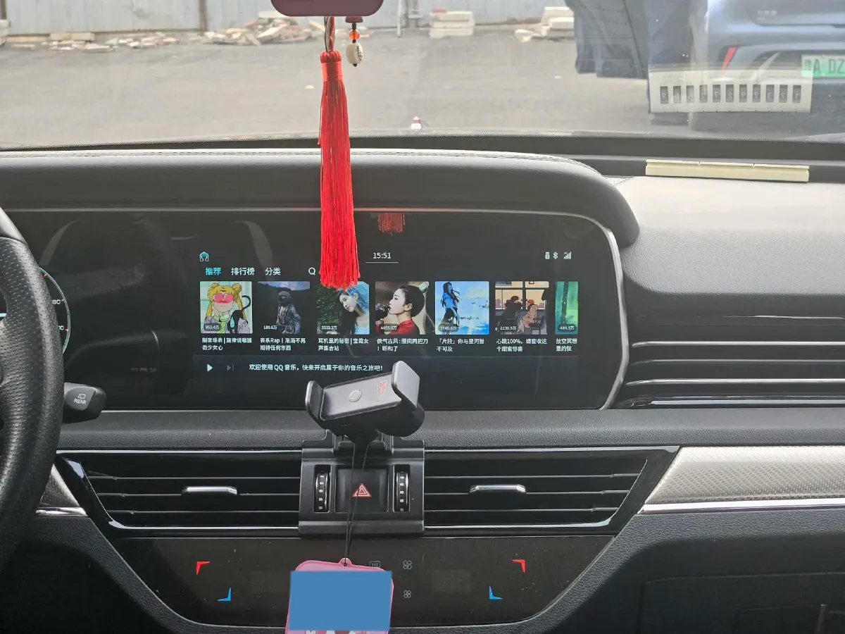 2019 HongQi HS5 2.0T 224HP L4 6AT,autocango,china used car exporter,china ev exporter,chinese used car exporter,chinese used ev exporter