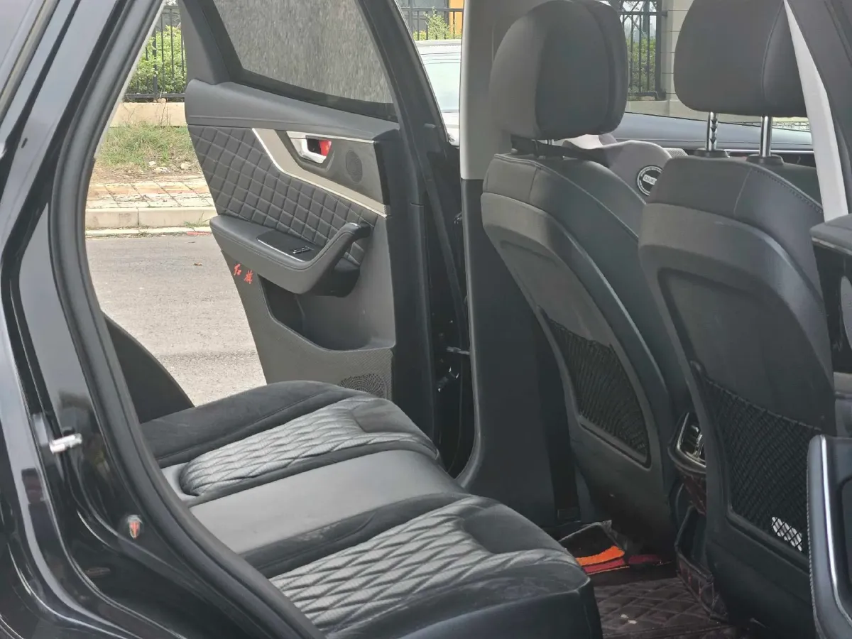 2019 HongQi HS5 2.0T 224HP L4 6AT,autocango,china used car exporter,china ev exporter,chinese used car exporter,chinese used ev exporter