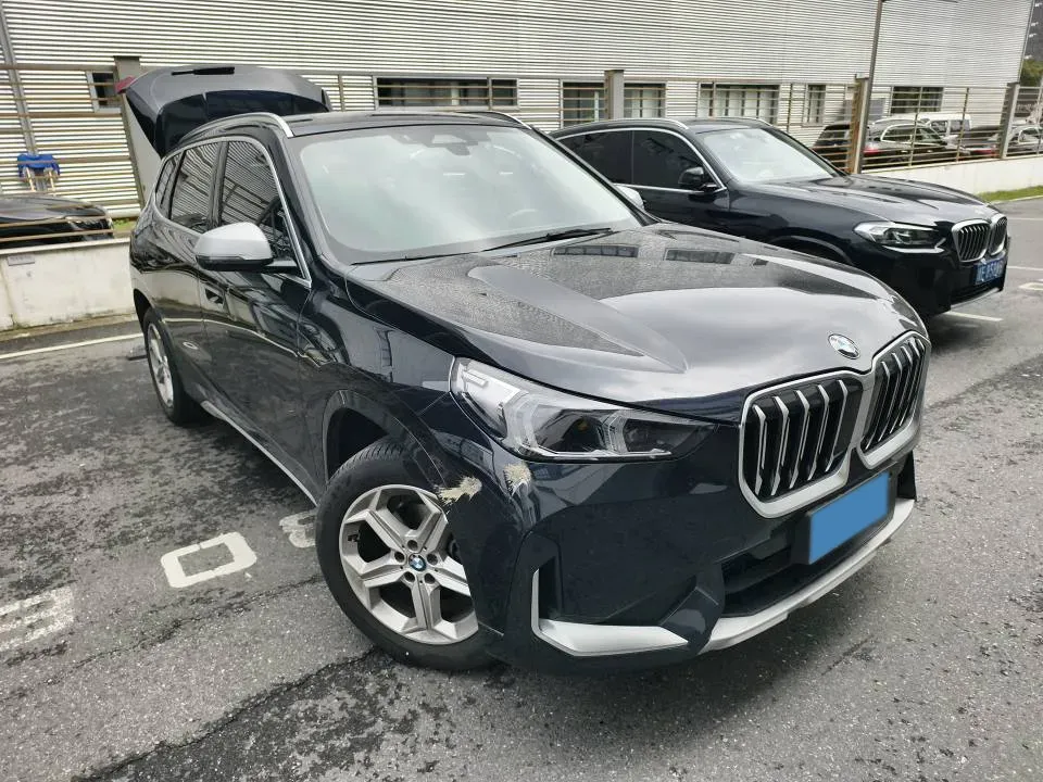 2023 BMW X1 1.5T 156HP L3 7DCT,autocango,china used car exporter,china ev exporter,chinese used car exporter,chinese used ev exporter