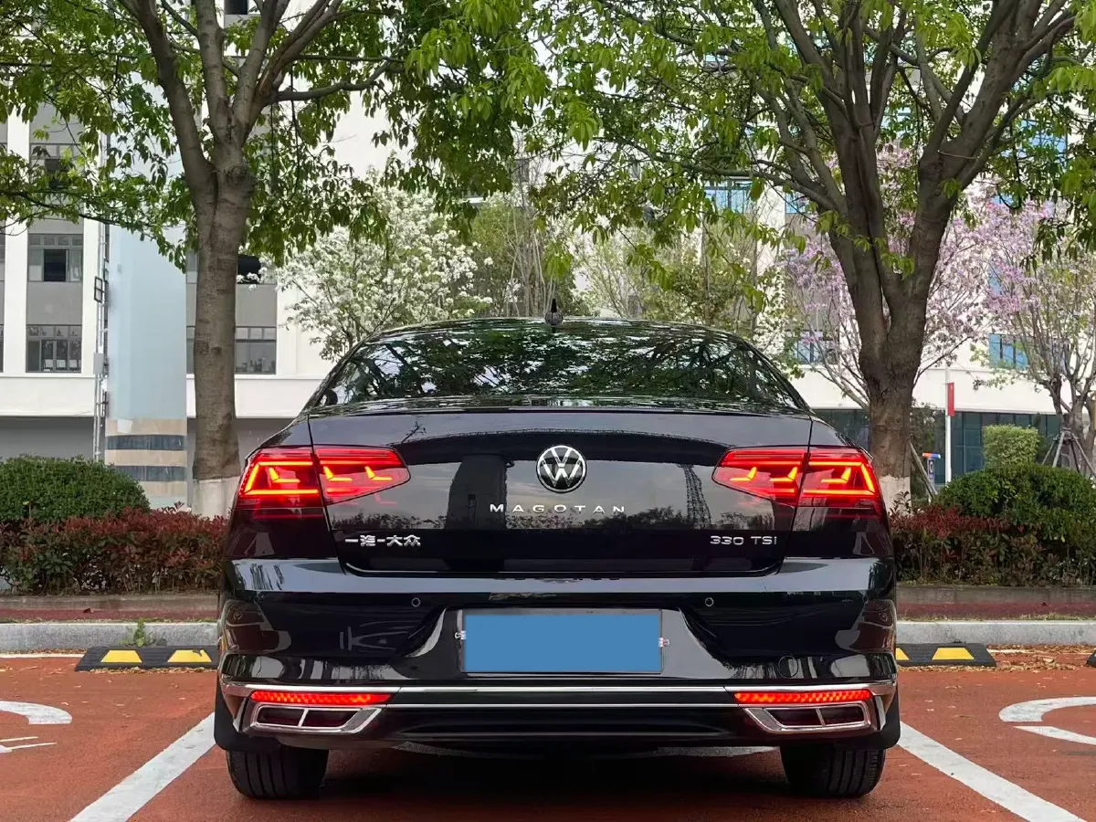 2020 Volkswagen Magotan 1.4T 150HP L4 7DCT,autocango,china used car exporter,china ev exporter,chinese used car exporter,chinese used ev exporter