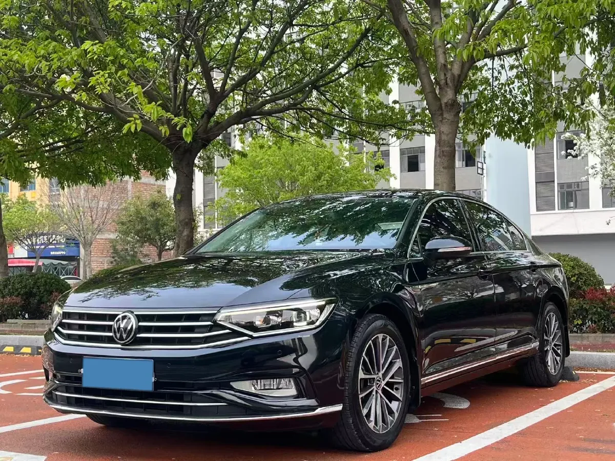 2020 Volkswagen Magotan 1.4T 150HP L4 7DCT,autocango,china used car exporter,china ev exporter,chinese used car exporter,chinese used ev exporter