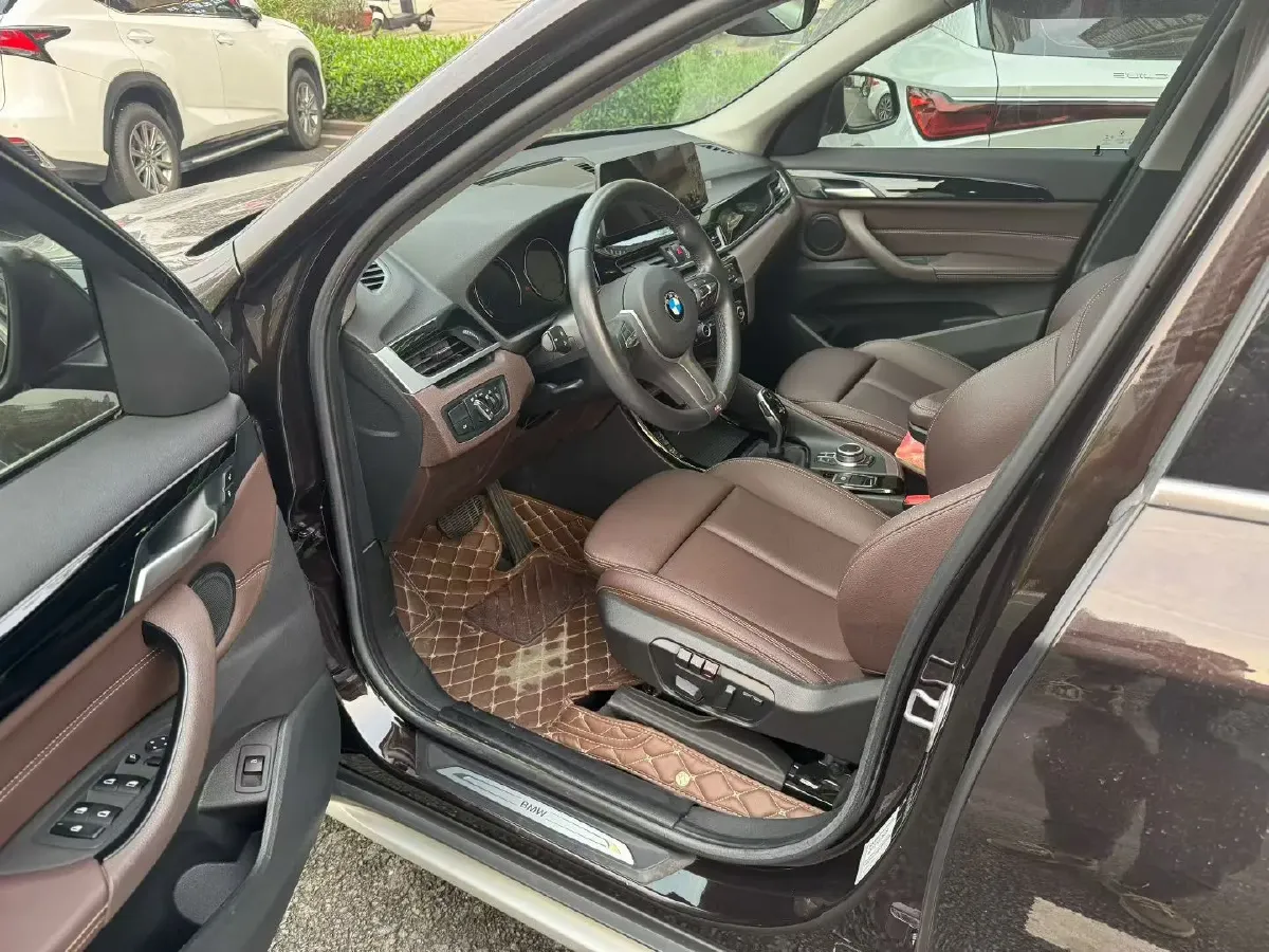 2020 BMW X1 1.5T 140HP L3 7DCT,autocango,china used car exporter,china ev exporter,chinese used car exporter,chinese used ev exporter