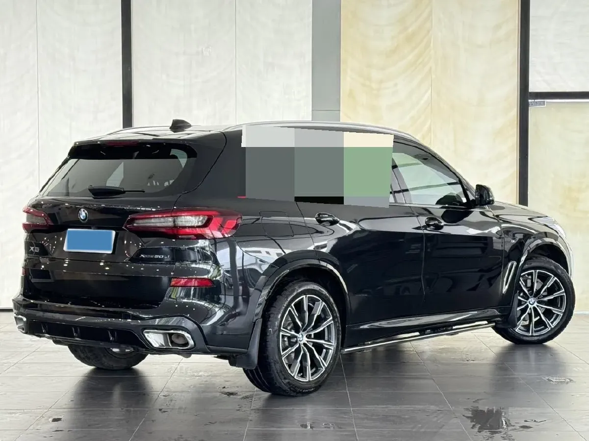 2022 BMW X5 3.0T 333HP L6 8AT,autocango,china used car exporter,china ev exporter,chinese used car exporter,chinese used ev exporter