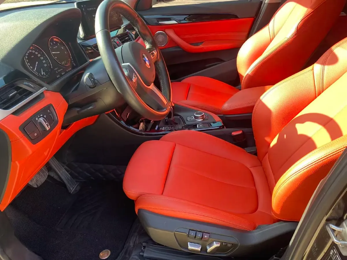 2022 BMW X2 2.0T 192HP L4 7DCT,autocango,china used car exporter,china ev exporter,chinese used car exporter,chinese used ev exporter