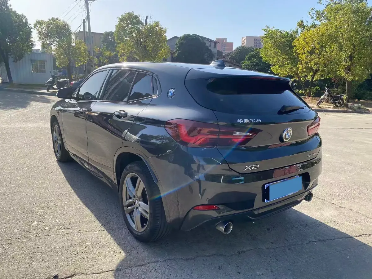 2022 BMW X2 2.0T 192HP L4 7DCT,autocango,china used car exporter,china ev exporter,chinese used car exporter,chinese used ev exporter
