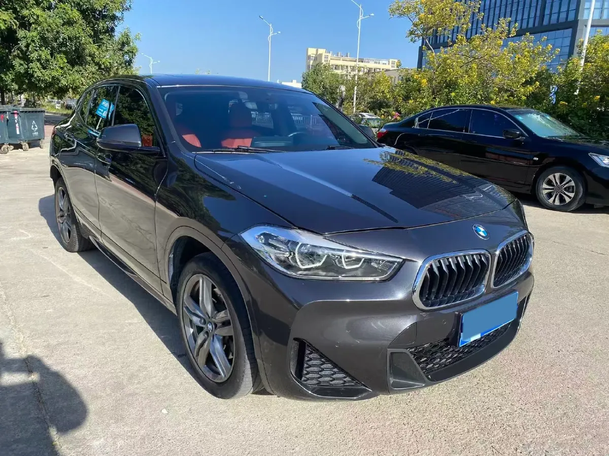 2022 BMW X2 2.0T 192HP L4 7DCT,autocango,china used car exporter,china ev exporter,chinese used car exporter,chinese used ev exporter
