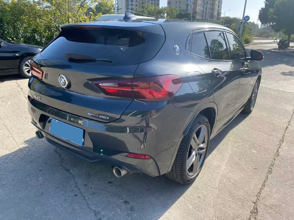 2022 BMW X2 2.0T 192HP L4 7DCT,autocango,china used car exporter,china ev exporter,chinese used car exporter,chinese used ev exporter