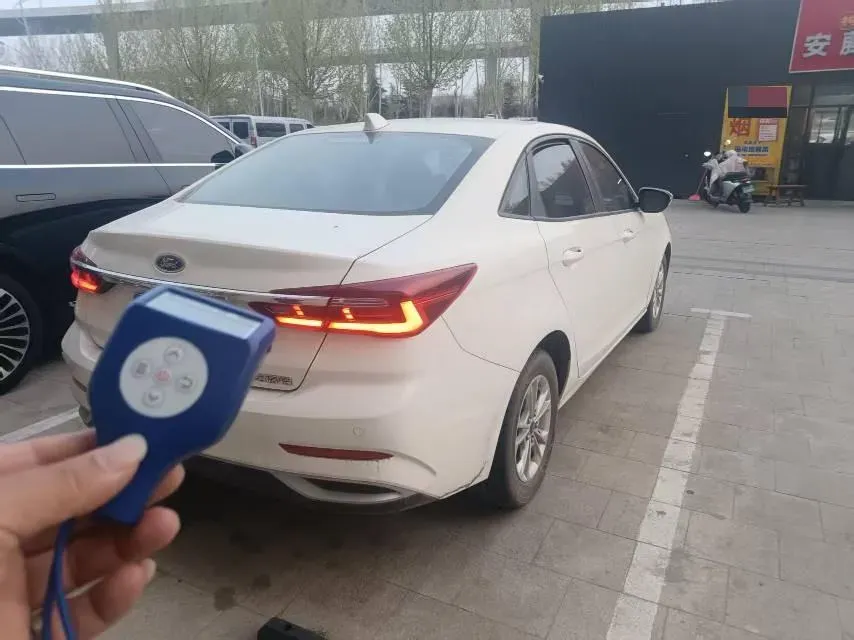 2021 Ford Escort 1.5L 122HP L3 6AT,autocango,china used car exporter,china ev exporter,chinese used car exporter,chinese used ev exporter