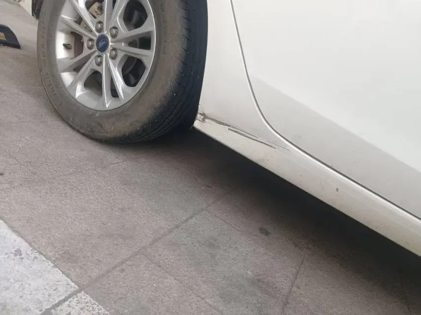 2021 Ford Escort 1.5L 122HP L3 6AT,autocango,china used car exporter,china ev exporter,chinese used car exporter,chinese used ev exporter