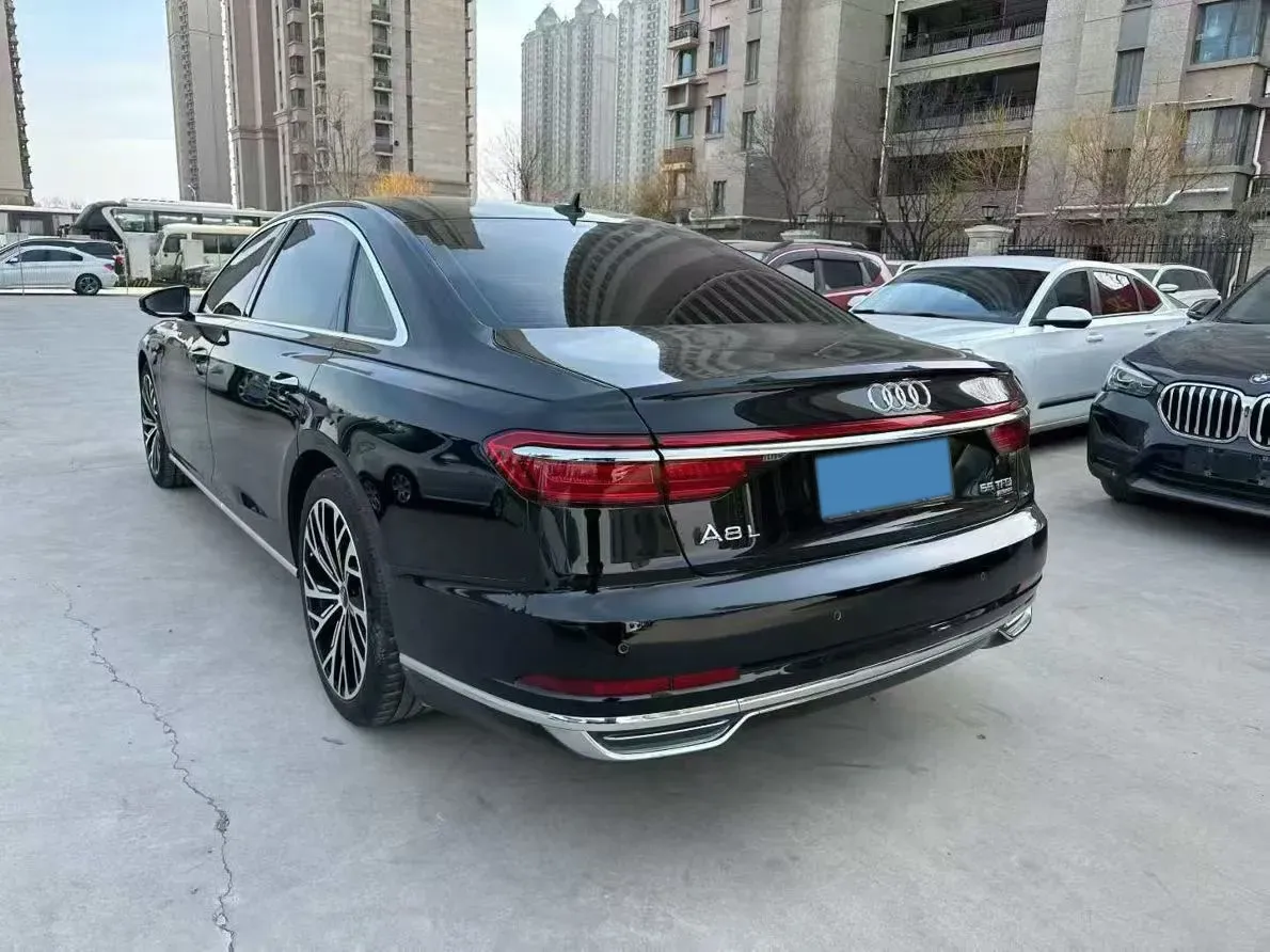 2022 Audi A8 3.0T 286HP V6 8AT,autocango,china used car exporter,china ev exporter,chinese used car exporter,chinese used ev exporter