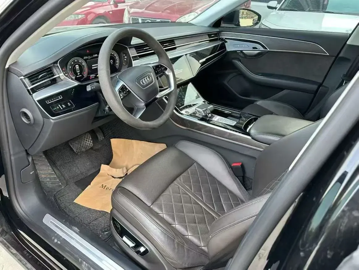 2022 Audi A8 3.0T 286HP V6 8AT,autocango,china used car exporter,china ev exporter,chinese used car exporter,chinese used ev exporter