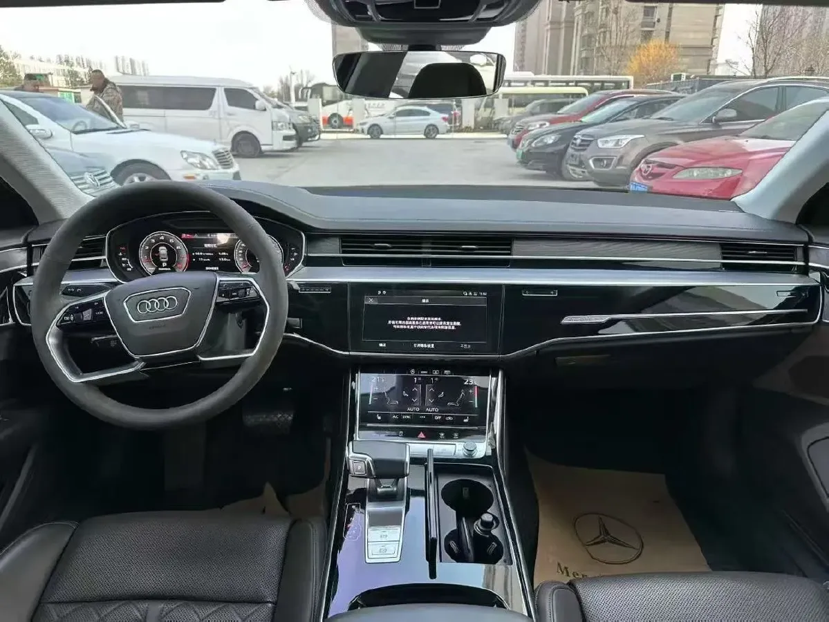 2022 Audi A8 3.0T 286HP V6 8AT,autocango,china used car exporter,china ev exporter,chinese used car exporter,chinese used ev exporter