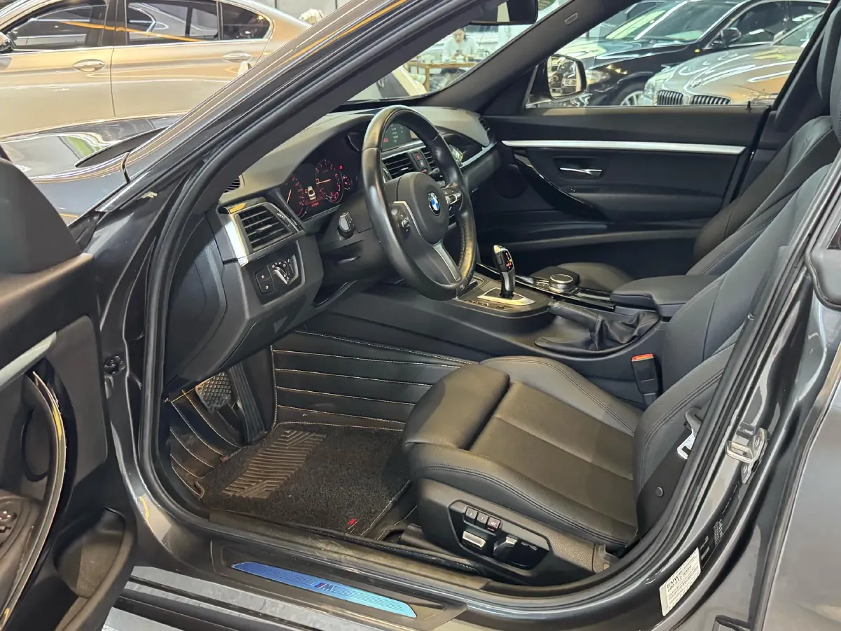 2019 BMW 3 Series GT 2.0T 184HP L4 8AT,autocango,china used car exporter,china ev exporter,chinese used car exporter,chinese used ev exporter