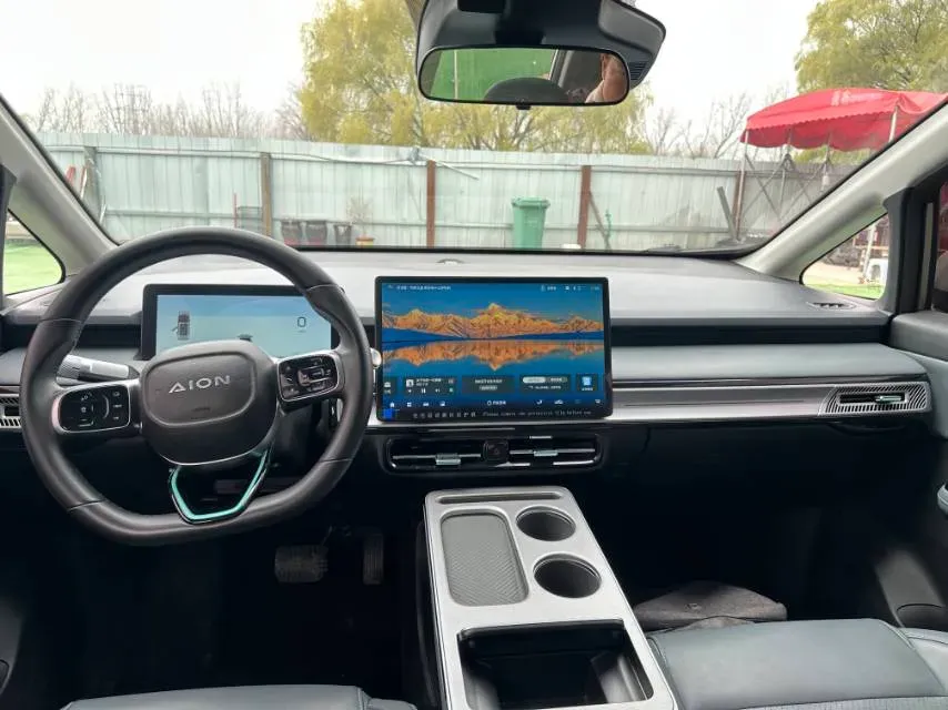 2024 Leapmotor C11 1.5L 95HP L4 REEV 43.74KWH,autocango,china used car exporter,china ev exporter,chinese used car exporter,chinese used ev exporter