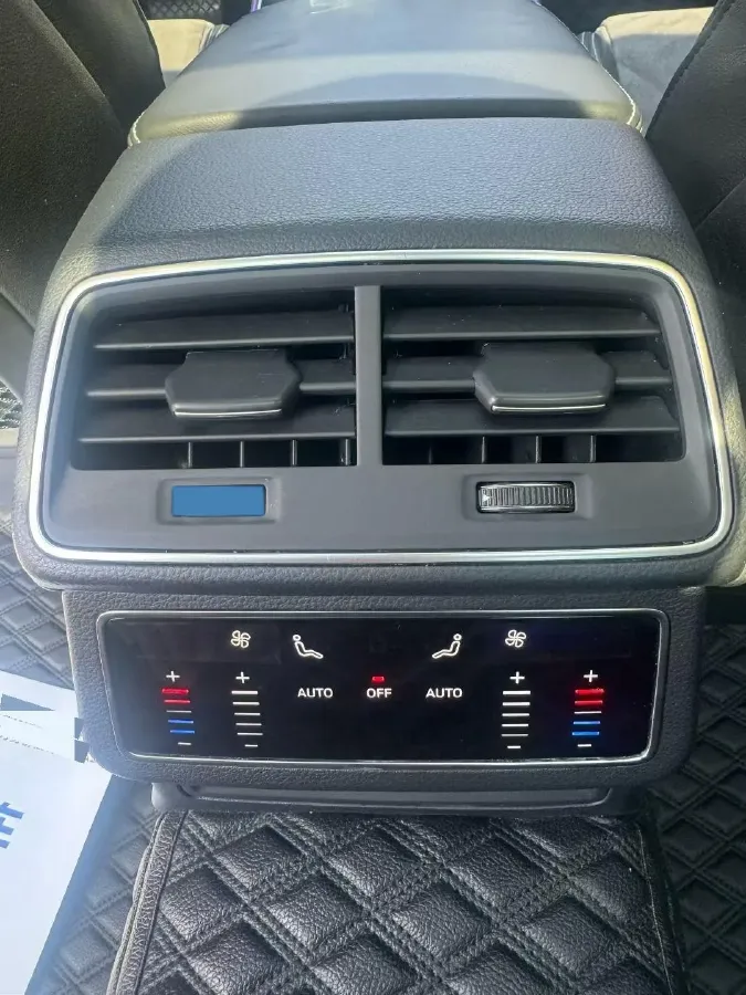 2019 Mercedes-Benz E Class 1.5T 184HP L4 9AT,autocango,china used car exporter,china ev exporter,chinese used car exporter,chinese used ev exporter