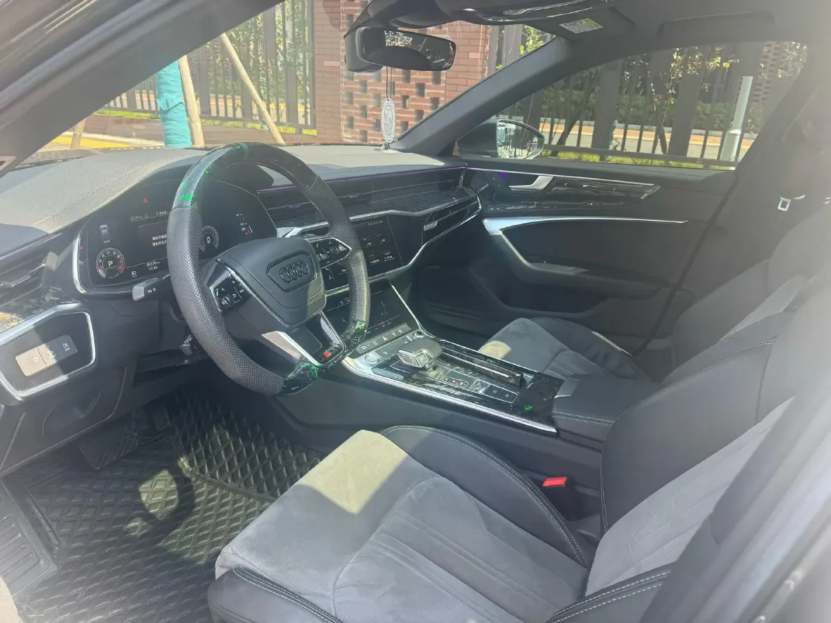 2019 Mercedes-Benz E Class 1.5T 184HP L4 9AT,autocango,china used car exporter,china ev exporter,chinese used car exporter,chinese used ev exporter