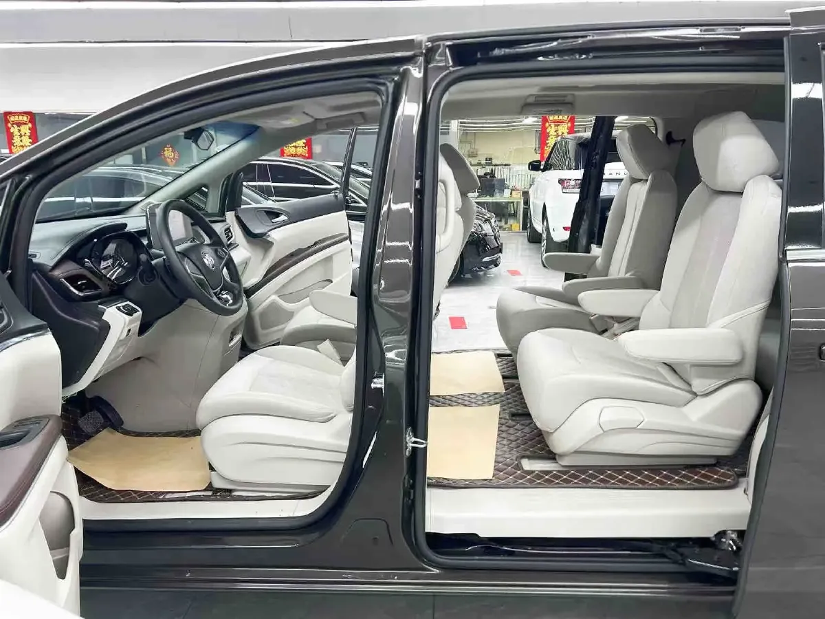 2020 Buick GL8 2.0T 237HP L4 9AT,autocango,china used car exporter,china ev exporter,chinese used car exporter,chinese used ev exporter