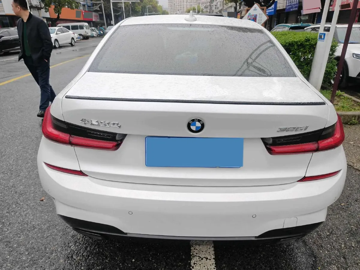 2021 BMW 3 Series 2.0T 184HP L4 8AT,autocango,china used car exporter,china ev exporter,chinese used car exporter,chinese used ev exporter