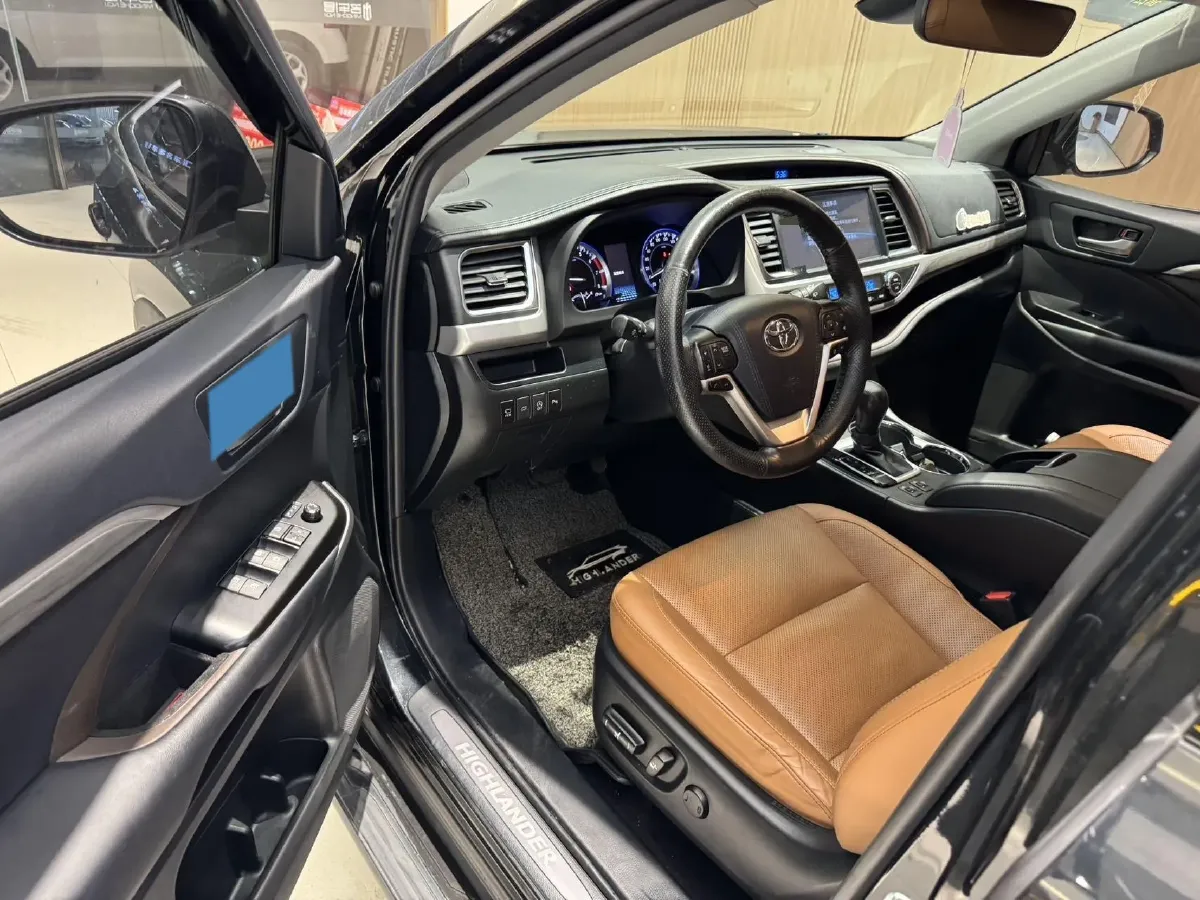 2019 HanTeng V7 1.5T 156HP L4 6AT,autocango,china used car exporter,china ev exporter,chinese used car exporter,chinese used ev exporter