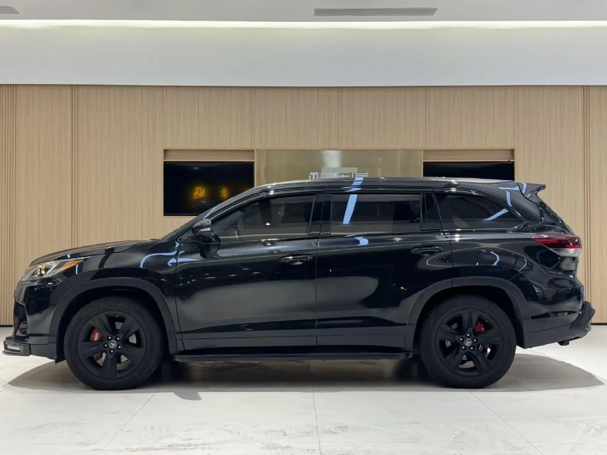 2019 HanTeng V7 1.5T 156HP L4 6AT,autocango,china used car exporter,china ev exporter,chinese used car exporter,chinese used ev exporter