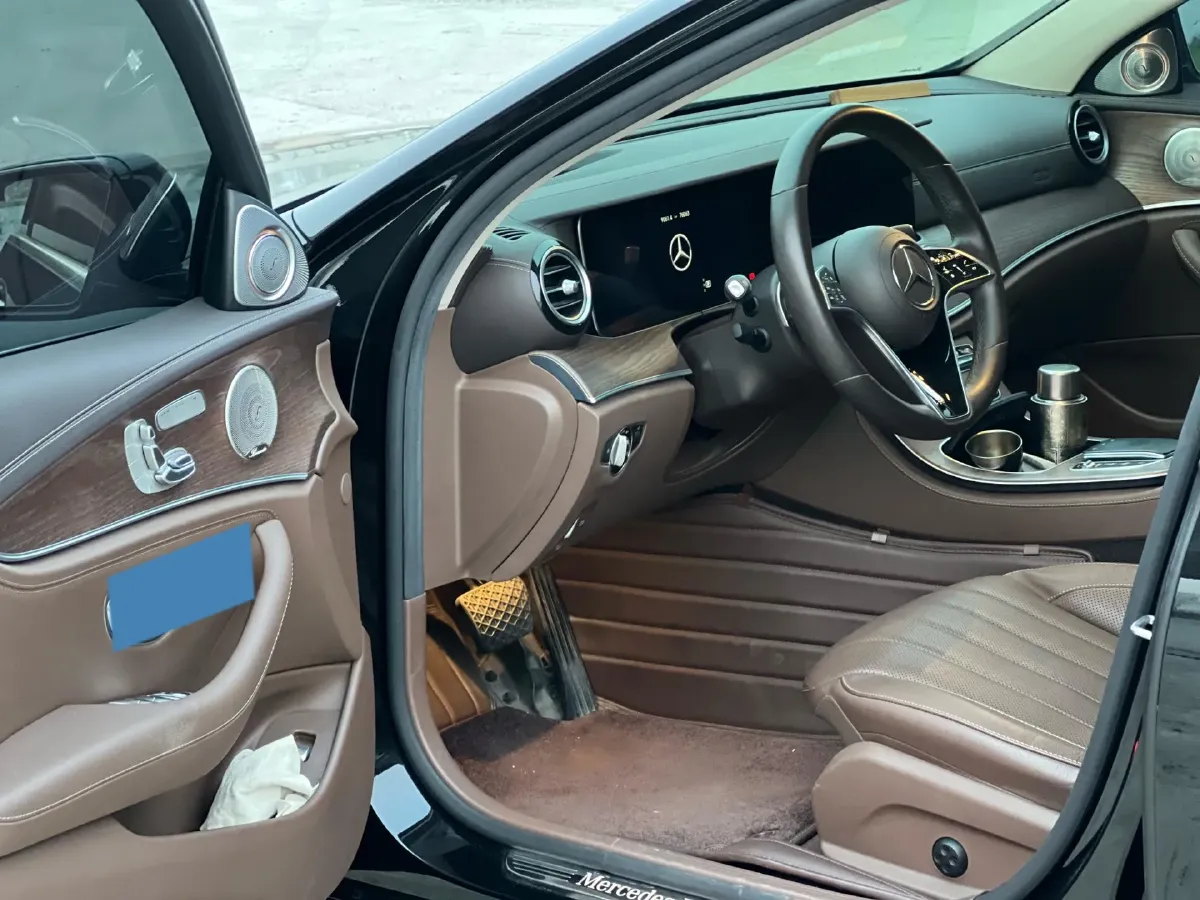 2021 Mercedes-Benz E Class 2.0T 258HP L4 9AT,autocango,china used car exporter,china ev exporter,chinese used car exporter,chinese used ev exporter