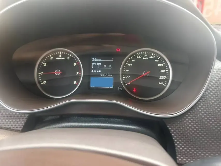 2017 BaoJun 730 1.5T 150HP L4 6MT,autocango,china used car exporter,china ev exporter,chinese used car exporter,chinese used ev exporter