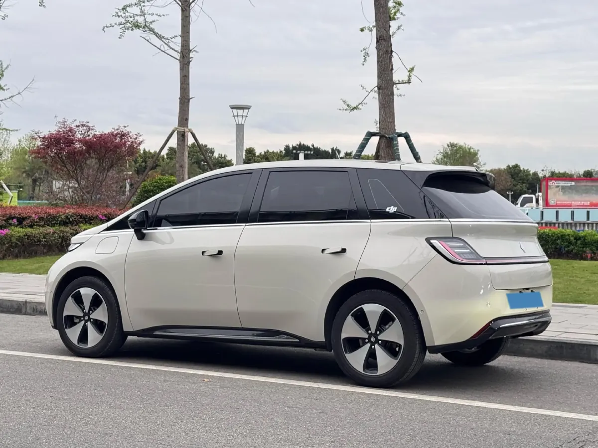 2023 BaoJun Cloud BEV 50.6KWH,autocango,china used car exporter,china ev exporter,chinese used car exporter,chinese used ev exporter